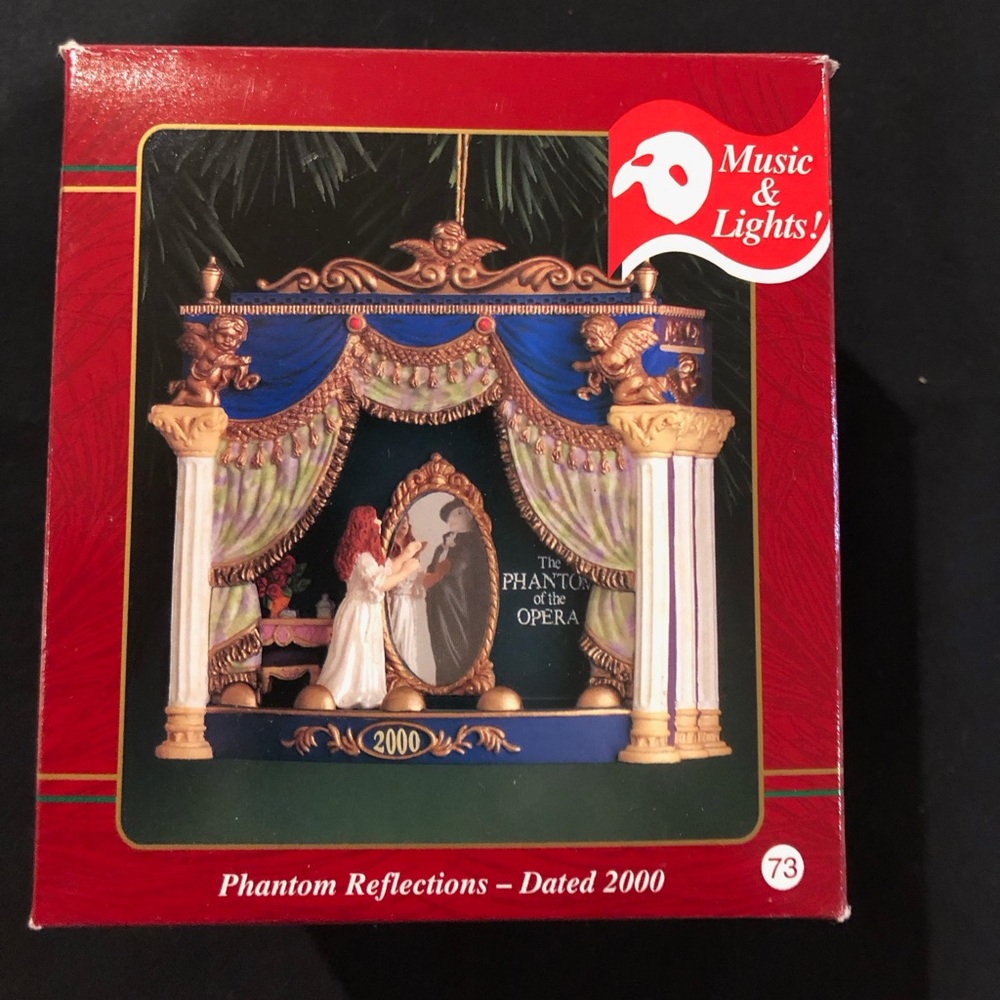 Phantom of the Opera 2000 Reflections Holiday Ornament with Music & Lights